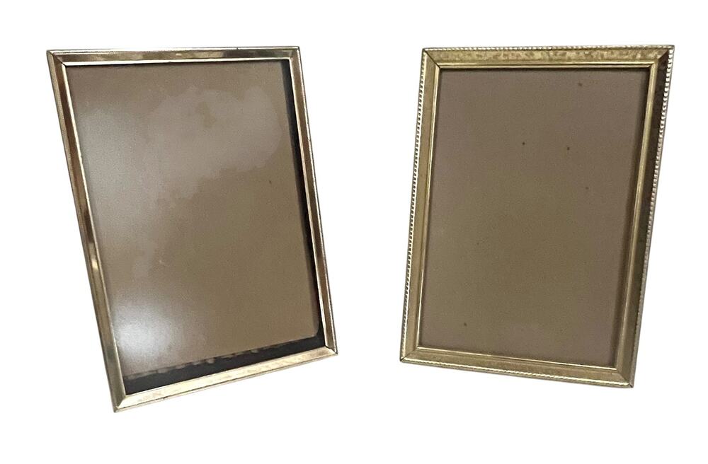 Vintage Brass Photo Picture Frame Set of 2 Easel Hollywood Regency 5x7” Gold
